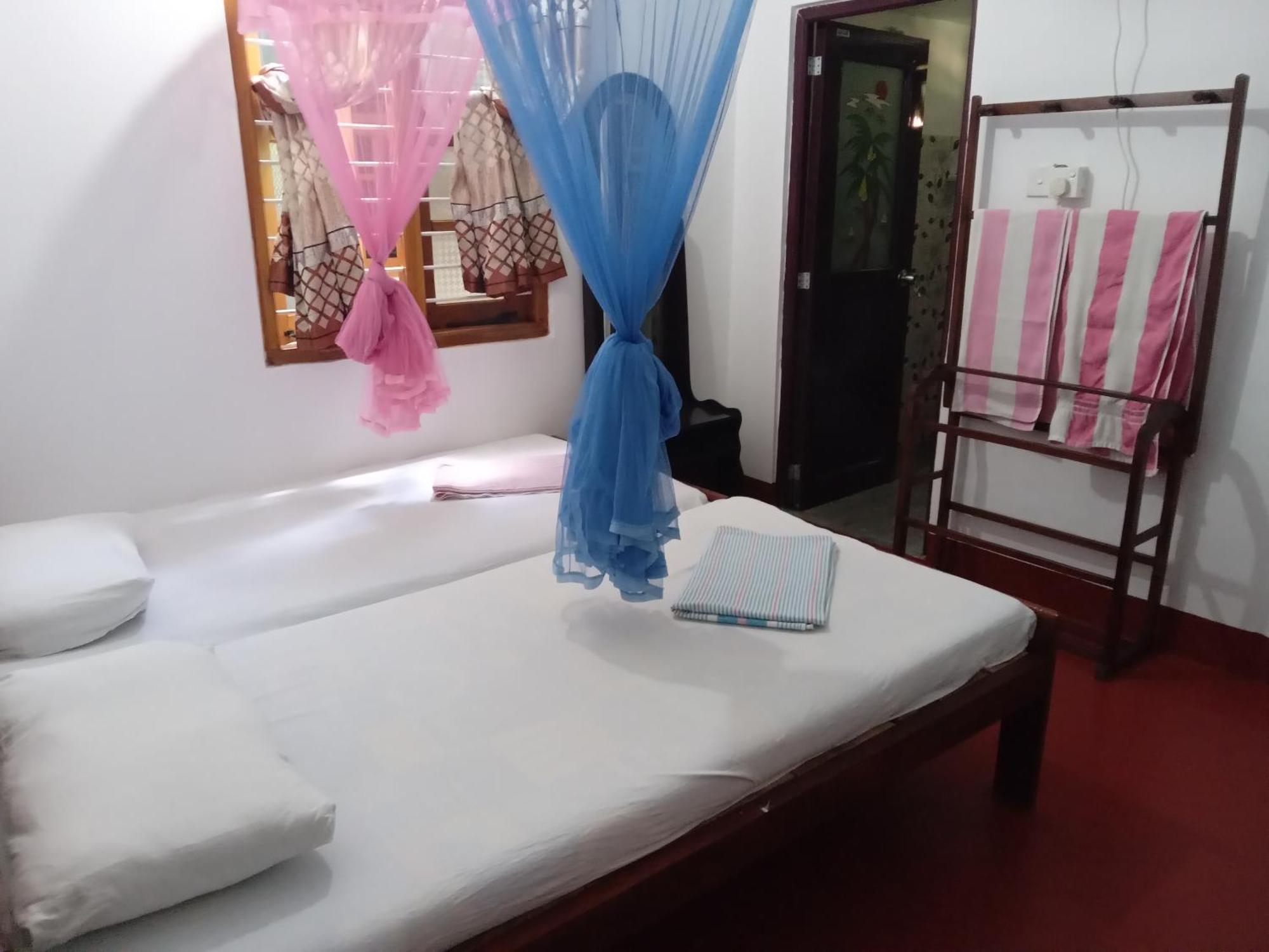 Vibushan Guest House Nilaveli Extérieur photo