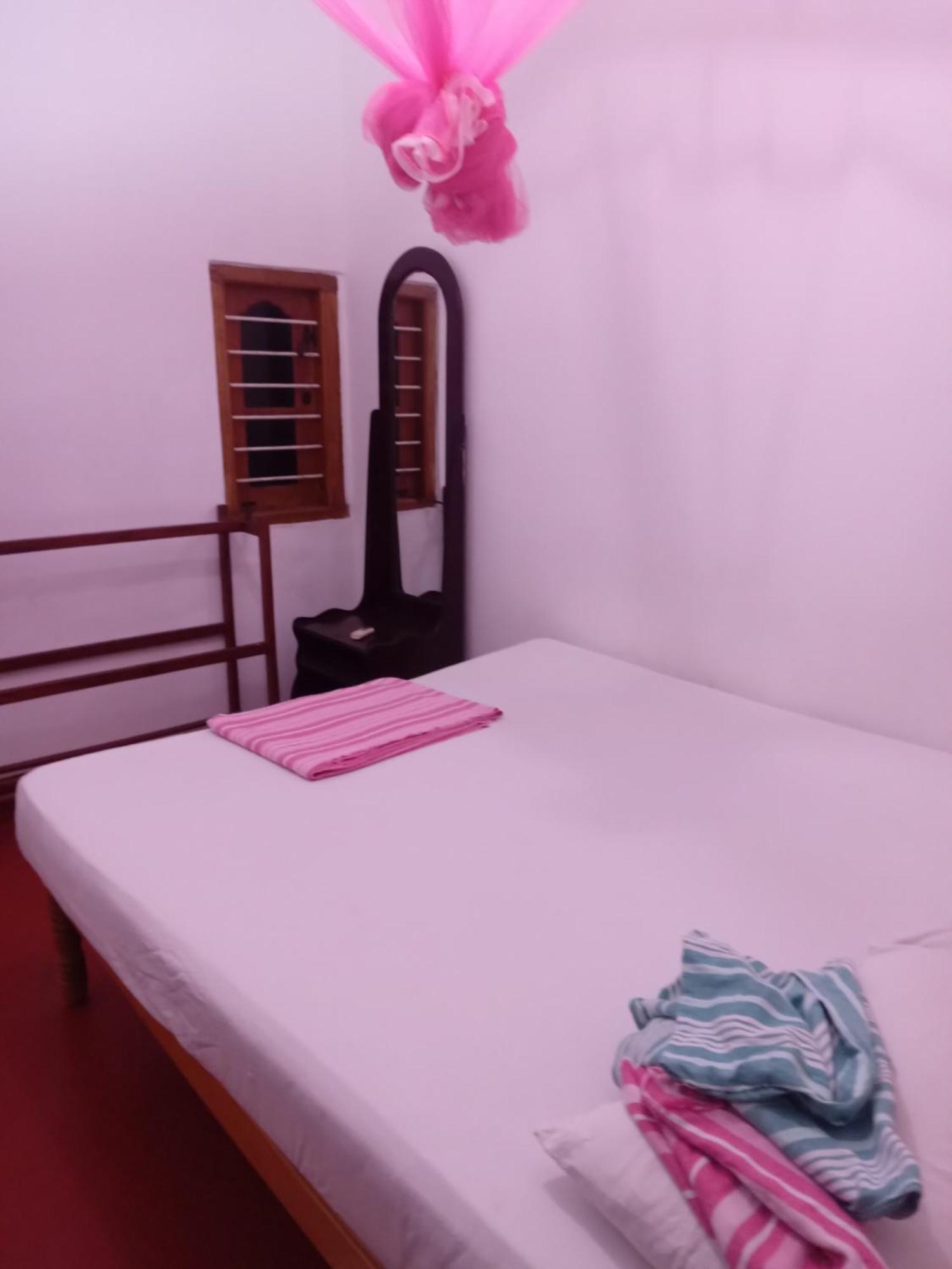 Vibushan Guest House Nilaveli Extérieur photo