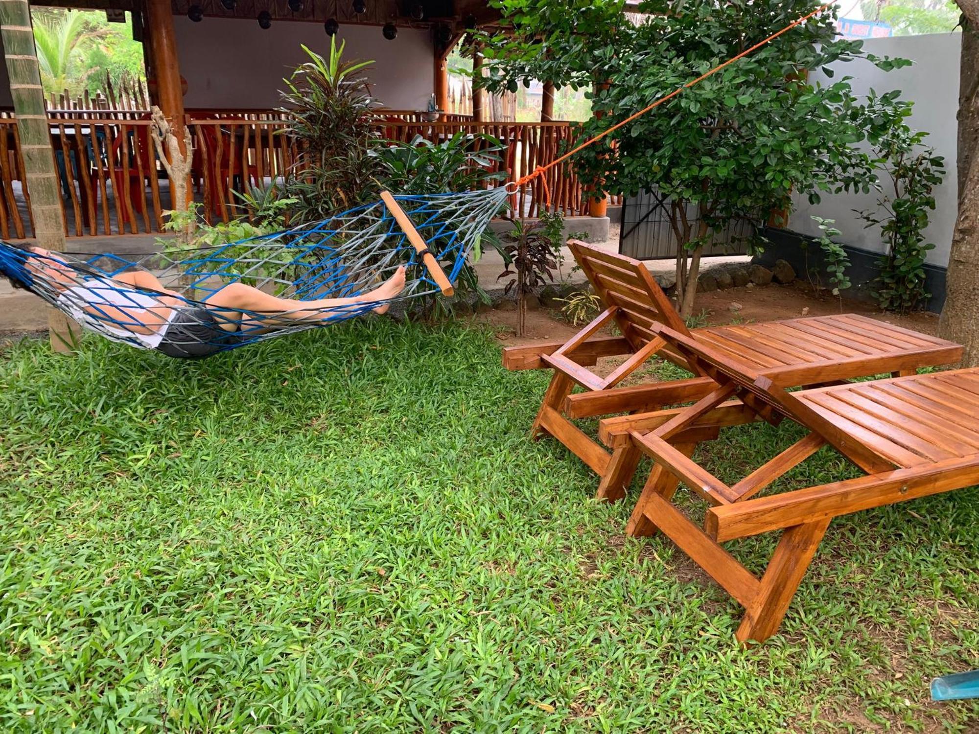 Vibushan Guest House Nilaveli Extérieur photo